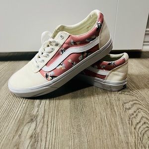 Women’s VANS shoes